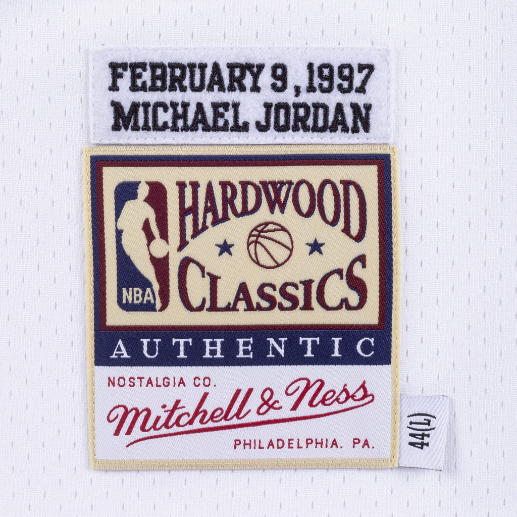 Michael Jordan Chicago Bulls 1997-98 Authentic Jersey