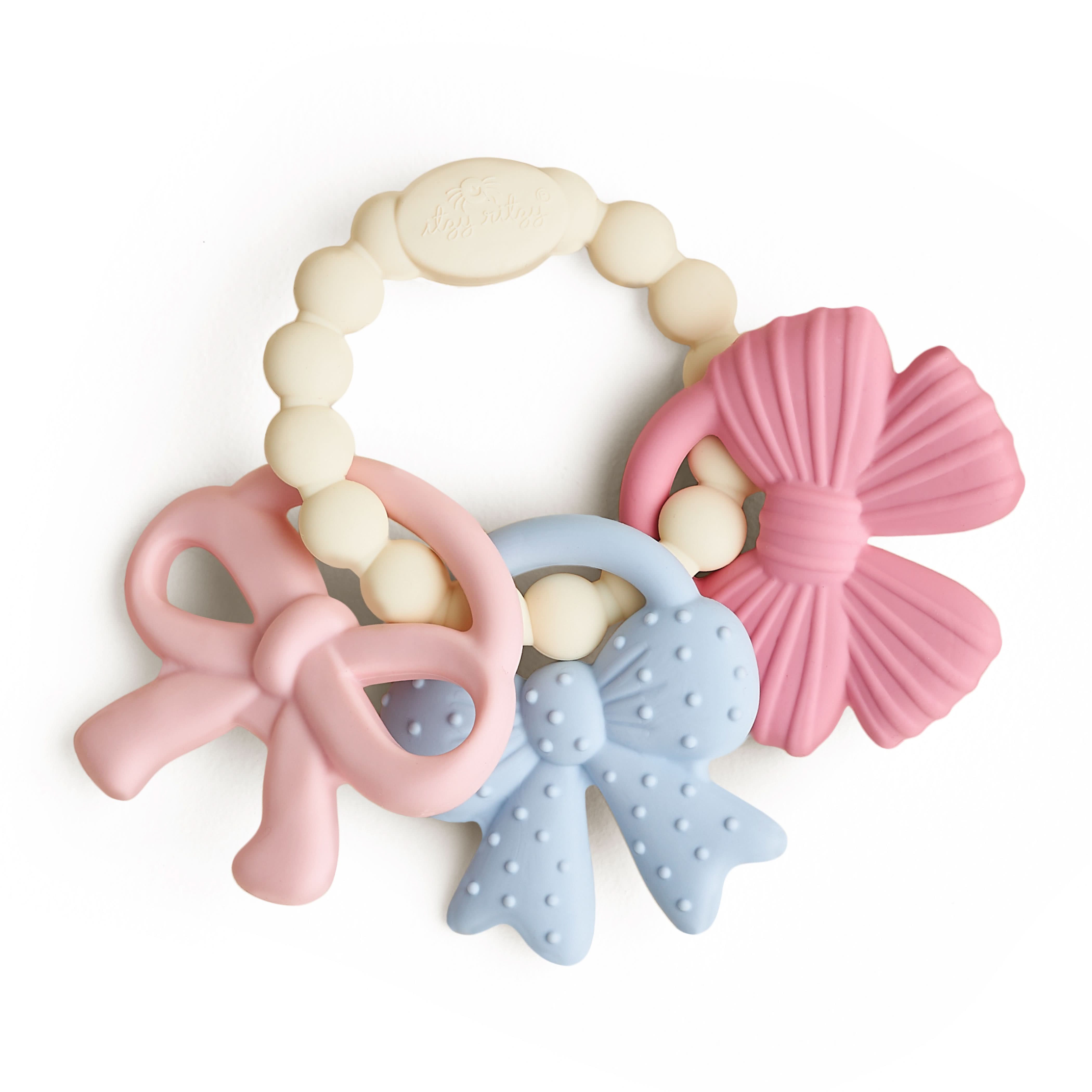 606702004_Itzy_Ritzy_Teether_Itzy_Trio_Bows-01 Itzy Trio™ - Image 1