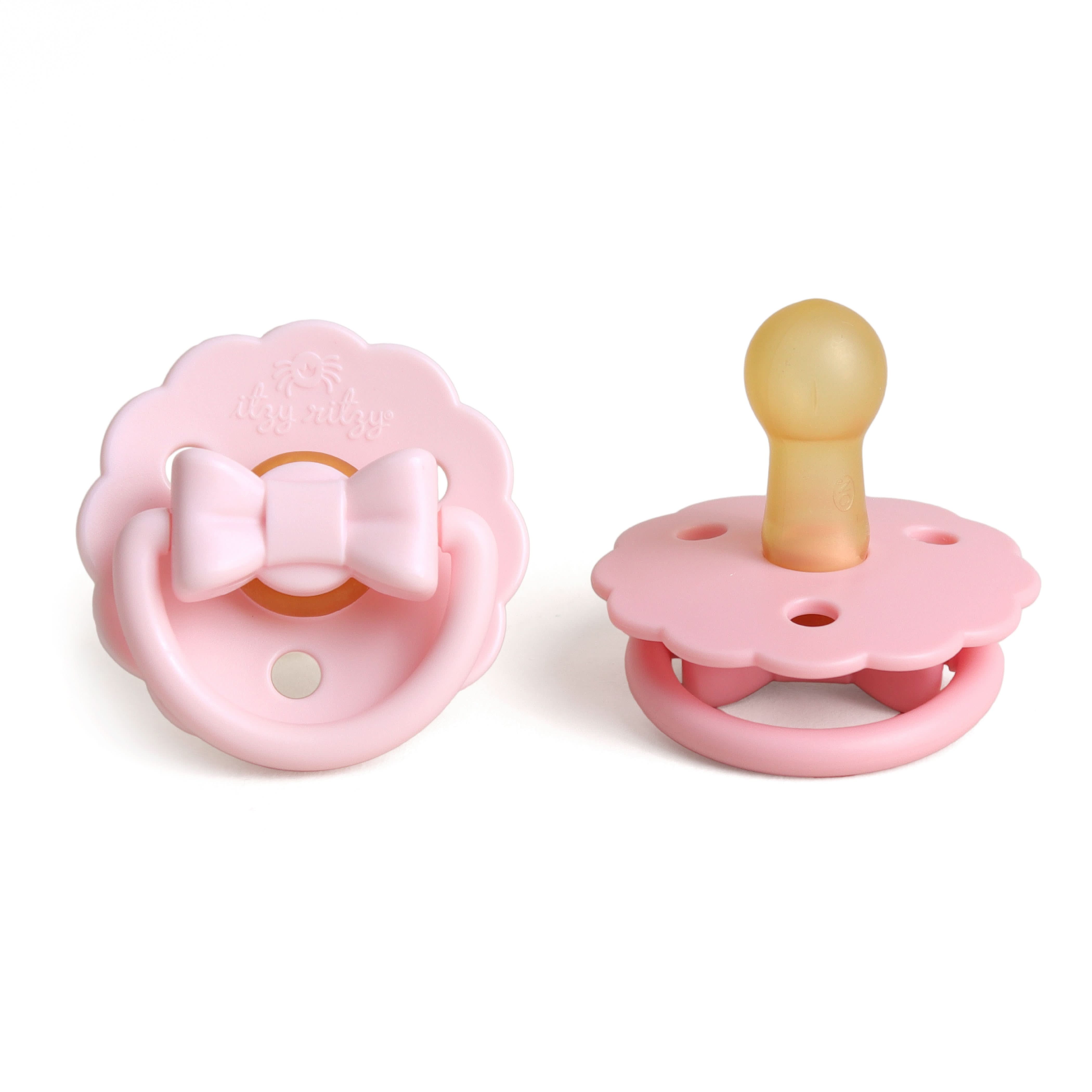 704801877_Itzy_Ritzy_Pacifier_Itzy_Soother_0-6m_Bow-01 Itzy Soother™ Natural Rubber Pacifier - 0-6M - Image 1